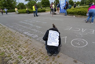 Demonstration against the restrictions in the Corona crisis, anti-vaccination, protest against