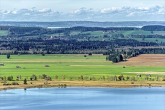 View of Lake Lake Kochel, calm water, Loisach-Lake Kochel moor, Großweil, Rosselberg and Lake