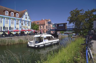 Europe, Germany, Mecklenburg-Western Pomerania, Plau am See, Lake Plau, Elde-Müritz waterway, lift