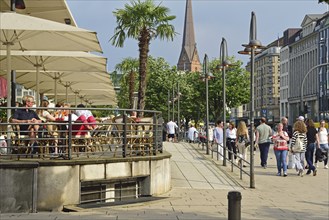 Europe, Germany, Hamburg, City, Inner Alster Lake, Jungfernstieg, Alsterpavillion, outdoor terrace,