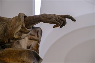 Finger pointing, hands of statues, Church of St Moritz, Augsburg, Swabia, Bavaria, Germany, Europe