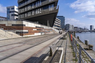 Buenos-Aires-Kai, Hafencity University HCU, Hafencity Hamburg, new district on the Elbe, on the