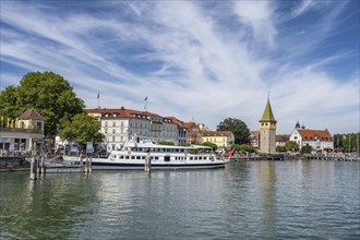 Harbour with the Swiss passenger ship MS Zürich, on the right the Mang Tower, Lindau Island, Lindau