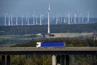 Wind farm near Lichtenau, bridge on the A44 motorway, Ostwestfalen Lippe, North Rhine-Westphalia,