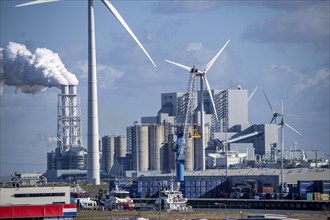 RWE coal-fired power plant Eemshavencentrale, in the seaport of Eemshaven, operator RWE Power, wind