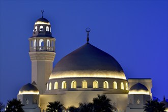 Jawzaa Al-Qahtani Mosque on the Corniche, Blue Hour, Blue Hour, Al Khobar, Ash Sharqiyah province,