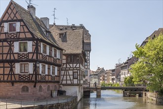 La Petite-France, Ill, Pont de Faisan swing bridge, Tanners' Quarter, UNESCO World Heritage Site,