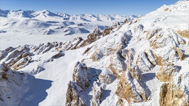 Winter landscape of the Pamir Plateau, Jarty Gumbez, Gorno-Badakhshan Province, Tajikistan, Central