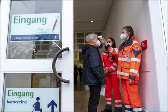 Entrance area with fever measurement, test run in the vaccination centre for the corona