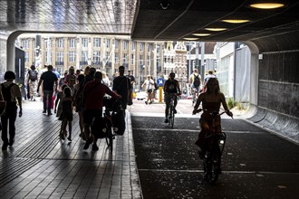 Footpath and cycle path, cycle highway, Cuyperspassage, subway at Central Station, Amsterdam