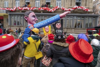 Rose Monday parade in Düsseldorf, street carnival, carnival float by float builder Jacques Tilly,