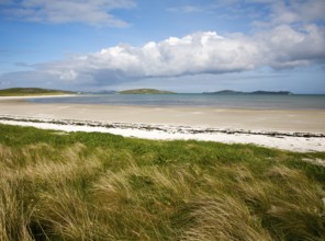 White sand at Traigh Mhor beach, the Cockle Strand, Barra, Outer Hebrides, Scotland, UK