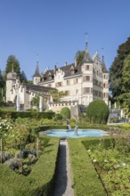 The historic Seeburg Castle with integrated catering and event location in the Seeburgpark on the