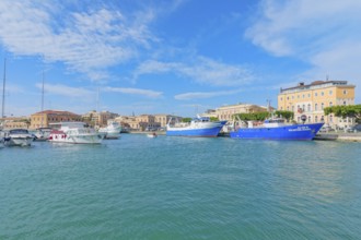 Seafront, Ortygia, Syracuse, Sicily, Italy, Europe