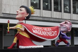 Party founder Sahra Wagenknecht as queen, drag carrier Thomas Geisel, papier-mâché figures,