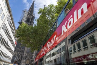 Sightseeing bus, city tour, city tour, city tour, city tour, bus, double-decker, at Cologne