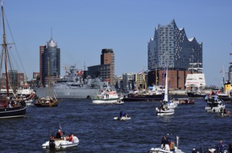 Europe, Germany, Hamburg, harbour, F 215, frigate Brandenburg BRD, Elbe Philharmonic Hall, concert