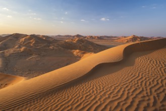 Sand dunes in the Rub Al Khali desert, the world's largest sand desert, Empty Quarter, Oman, Asia