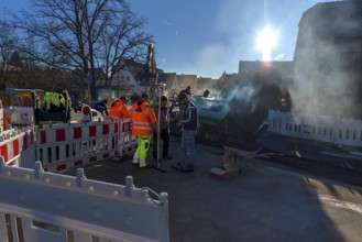 Tarring work on a district road, Eckental, Middle Franconia, Bavaria, Germany, Europe