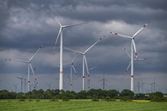 Wind farm east of Geilenkirchen, dark storm clouds, strong wind, North Rhine-Westphalia, Germany,