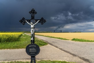 Cross commemorates the former monastery church of St. Luzia, Bedburg-Frauweiler, from 1488, it was