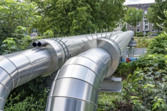 New STEAG district heating pipeline in Essen, over the railway tracks of the S6 line in Essen-Süd,