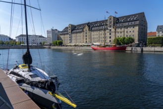 Harbour basin at Ofelia Beach, Copenhagen Admiral Hotel, former pier, in the harbour, leisure