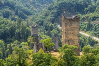 Manderscheid castles, Oberburg and Niederburg, Manderscheid, Eifel, Rhineland-Palatinate. Germany