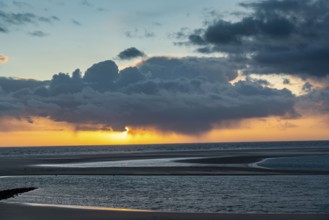 North Sea, weather, storm, sunset, North Sea island Borkum, East Frisia, Lower Saxony, Germany,