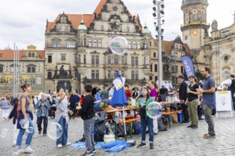 The organiser of Dresden is (s) t bunt is the Cellex Foundation. The motto of this year's banquet