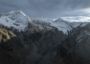 Schafkogel and Querkogel, glacier Schlaf Ferner, Niedertal, alpine panorama, aerial view, mountains