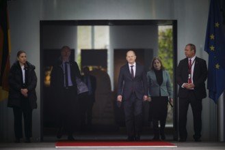 Olaf Scholz (SPD), Federal Chancellor, photographed in the protocol courtyard of the Federal