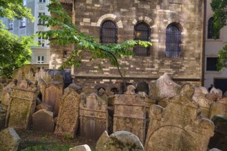 Old Jewish Cemetery, Prague, Czech Republic, Europe