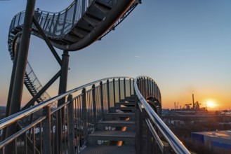 Landmark Angerpark Tiger & Turtle, Magic Mountain, walk-in sculpture in the form of a rollercoaster