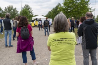 Demonstration against the restrictions in the Corona crisis, anti-vaccination, protest against