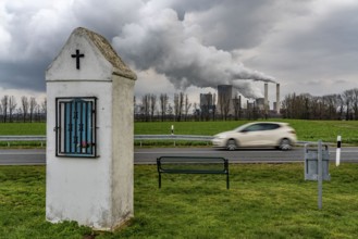 Lignite-fired power plant, RWE Power AG Niederaussem power plant, Bergheim, North Rhine-Westphalia,