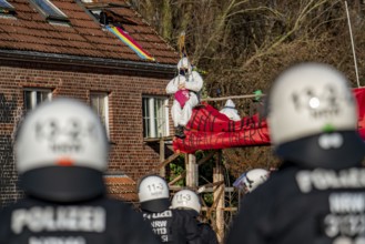 Beginning of the eviction of the Lützerath hamlet, camp of climate activists and squatters, at the