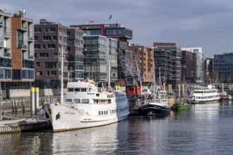 Sandtorhafen, traditional ship harbour, Hafencity Hamburg, new district on the Elbe, on the site of