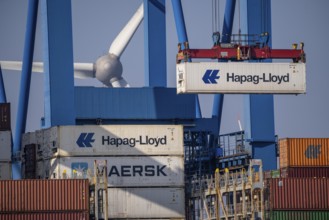 Port of Hamburg, Container Terminal Altenwerder, container ship during loading and unloading,