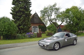 Europe, Germany, Lower Saxony, Lower Elbe Classics, classic car tour, Porsche 944, Hamburg,