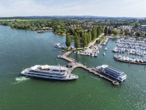 The yacht harbour, marina, harbour of Unteruhdlingen, Uhldingen-Mühlhofen with the passenger ship