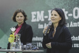 Annalena Bärbock (Alliance 90/The Greens), Federal Foreign Minister, photographed at the kick-off