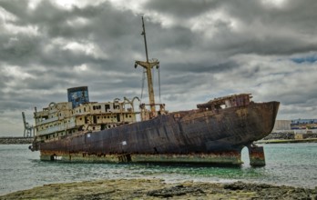 Shipwreck off Arrecife, Lanzarote, Canary Islands, Canary Islands, Spain, Europe