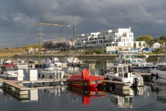 New urban quarter Graf Bismarck and Stölting Marina, on the Rhine-Herne Canal, residential and