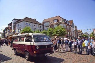 Europe, Germany, Lower Saxony, Hamburg Metropolitan Region, Buxtehude, Car Show in the Old Town,