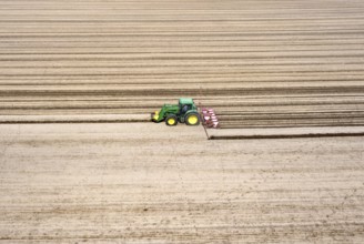 Aerial view, tractors sowing sunflower seeds, Thyrow, 21.04.2023