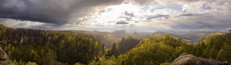 View of the Schrammstein chain, the Falkenstein and the Lilienstein from the Carolafelsen, Bad