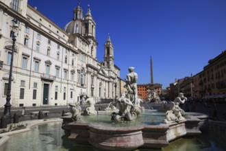 Fontana del Moro, Moor Fountain, Church of Sant'Agnese in Agone, Piazza Navona, Parione