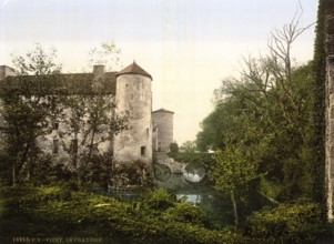 Le Chaussin, Vichy, Auvergne-Rhône-Alpes, France, ca 1890, Historic, digitally restored