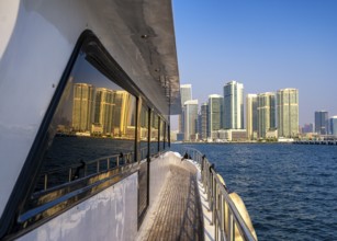 Dubai Marina and Harbour, Skyline Architecture and Marina, United Arab Emirates, Asia